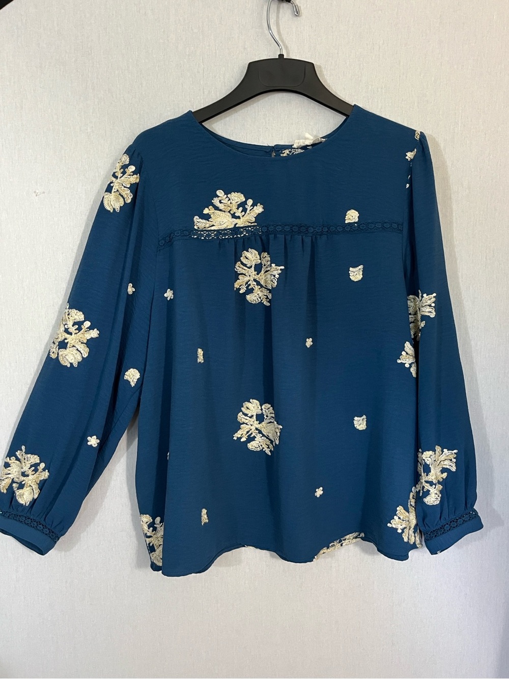 Hope Springs Teal Gold Metallic Floral Embroidered Long-Sleeve Blouse